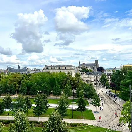 Le Loft De La Gare - Hypercentre Et Vue Cathedrale Lejlighed Reims